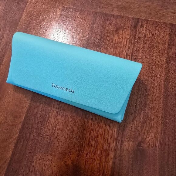 Tiffany & Co Eyeglass Sunglasses Case Magnetic Closure - Picture 6 of 6